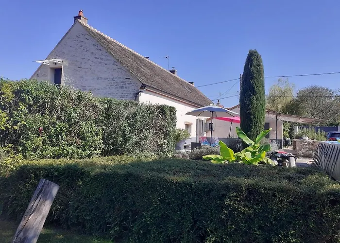 La Bergerie, Les Bles Dores, Les Graines De Lin, 3 Gites Independants Avec Sa Ferme Pedagogique Avec Animaux Chevres, Moutons, Poules, Piscine, Terrain De Petanque, Parking Et Jeux Pour Enfants