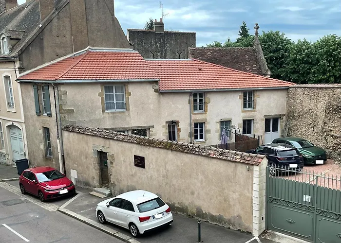 Gite "Le Saint Antoine"Parking Prive