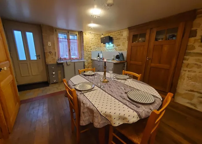 Chez Emile Maison D'Hotes 2 Chambres Avec Jardin Prive