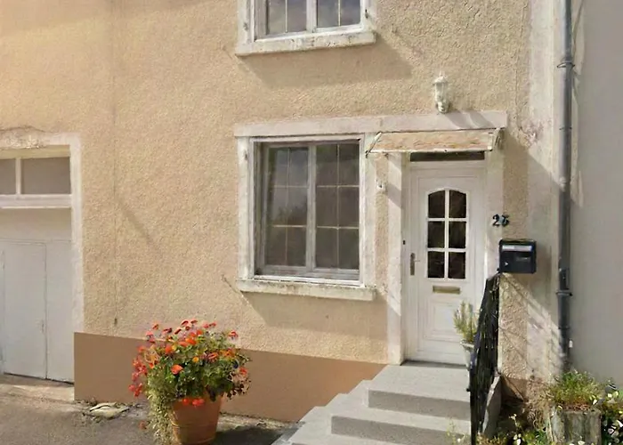 Chez Emile Cote Face Maison Entiere, 3 Chambres, 2 Salles De Bains,Jardin Et Terrasse